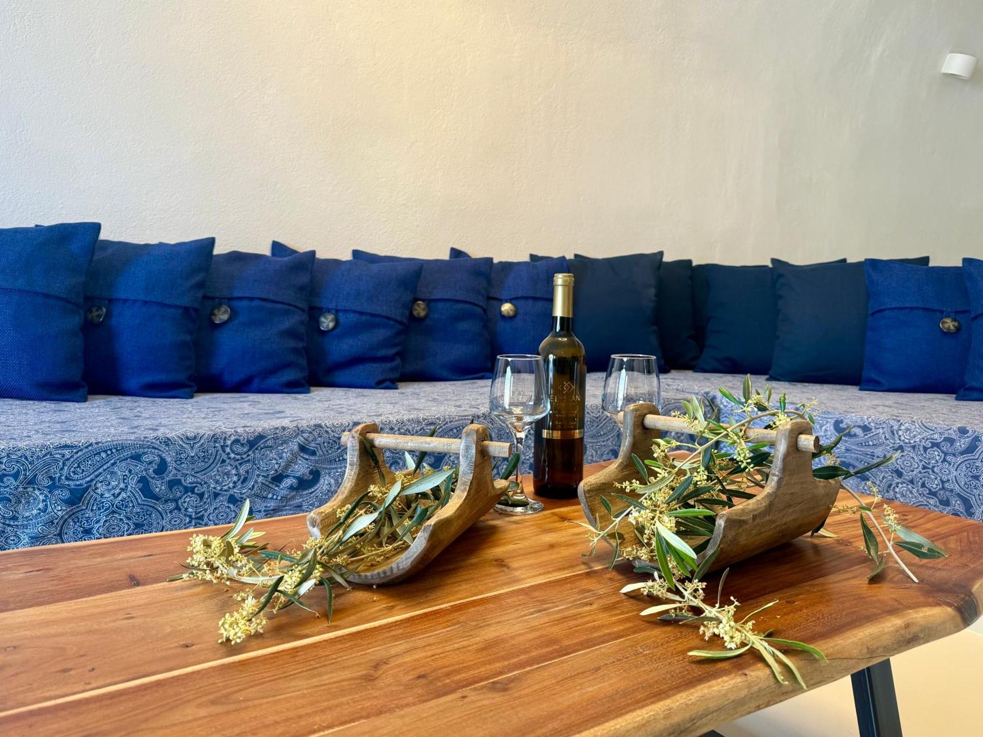 Elysian Elia Heritage Guest house Oia (Santorini)